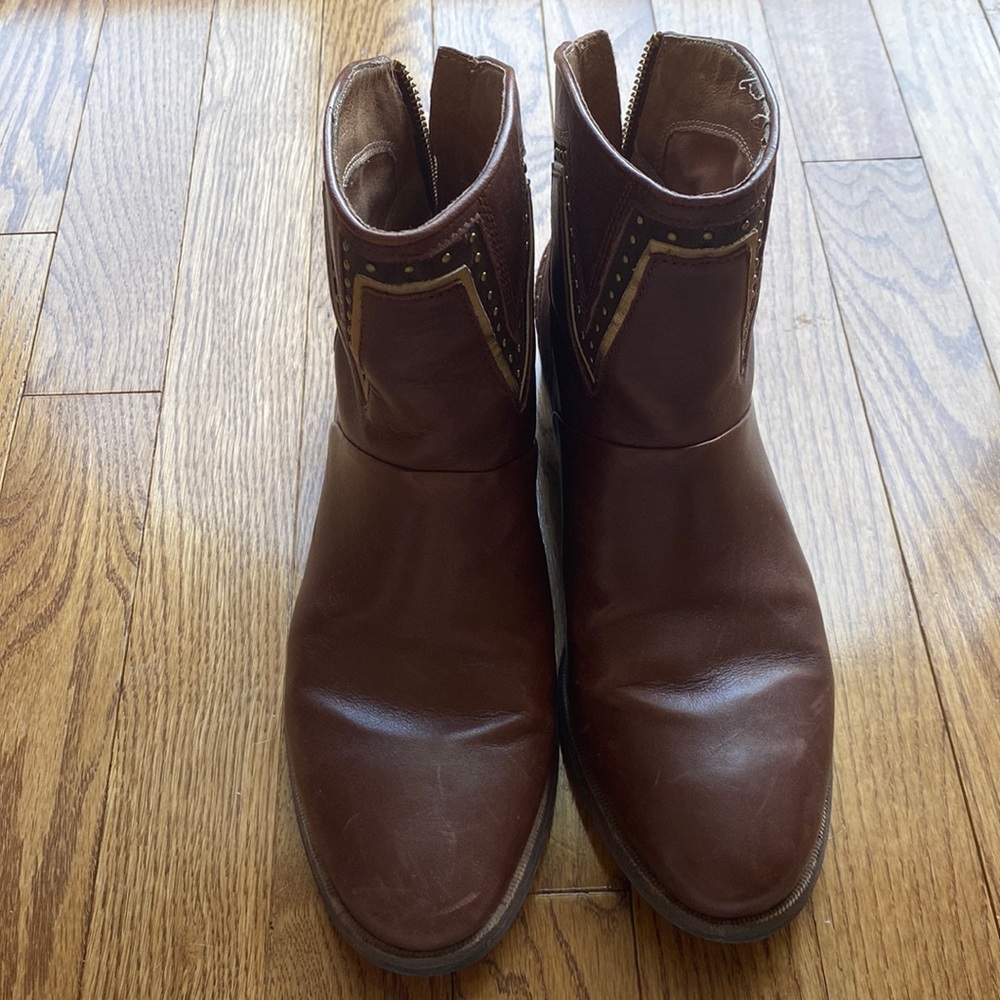 UGG women’s booties